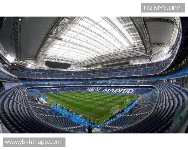 皇马伯纳乌看台巨型TIFO展现伟大精神迎战巴萨 皇马伯纳乌看台巨型TIFO展现伟大精神迎战巴萨