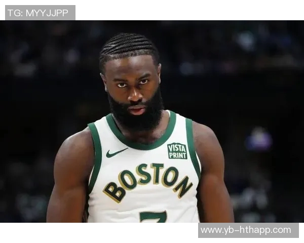 杰伦布朗首节表现起伏明显5投仅1中却抢下7篮板助攻2次失误3次 杰伦布朗首节表现起伏明显5投仅1中却抢下7篮板助攻2次失误3次