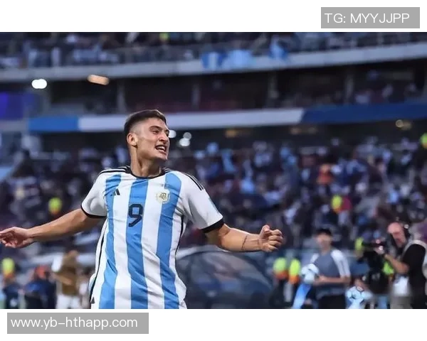 巴伊亚正式签约热刺22岁前锋贝利斯球员将继续留在罗萨里奥