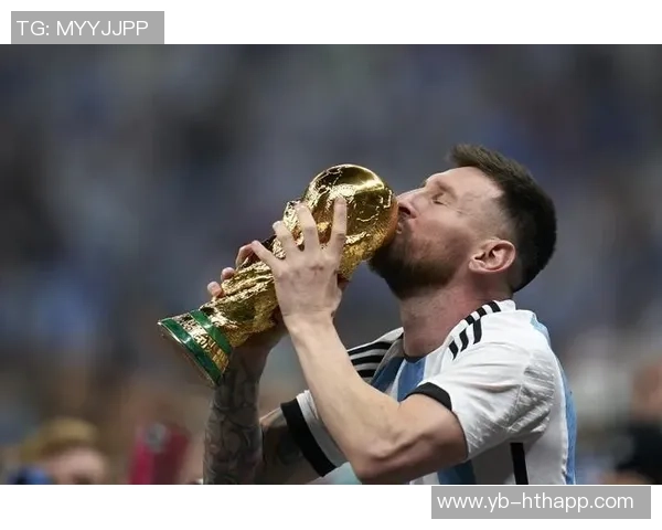 费迪南德坦言梅西神秘面纱背后的真实故事值得深入探讨